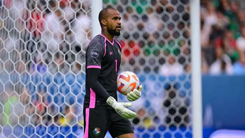 Panamá sufre una baja para el juego ante México y llama a un jugador de última hora
