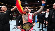 UFC: Ilia Topuria noquea a Alexander Volkanovski y se proclama campeón de peso pluma