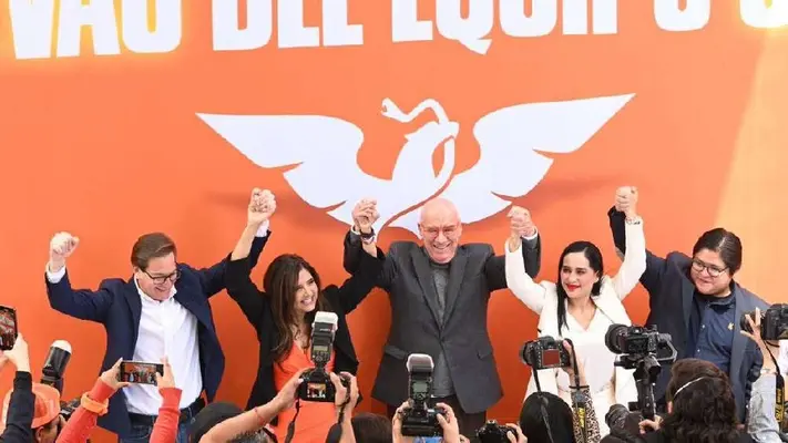 Sandra Cuevas y Alejandra Barrales se ponen ‘fosfo fosfo’ al unirse a Movimiento Ciudadano