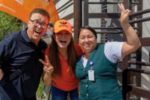Movimiento Ciudadano baila el ¡Gallinazo! Brenda Bezares es su candidata