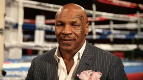Mike Tyson 'vende' 80 mil boletos para su enfrentamiento ante Jake Paul