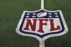 NFL Agencia Libre: Los mejores jugadores que siguen sin contrato