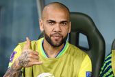 Dani Alves reaparece en redes sociales después de salir de prisión con misteriosa imagen