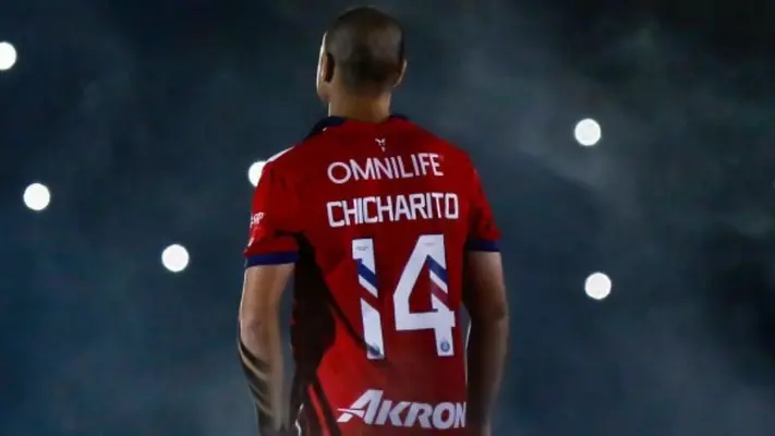 Chicharito marcó golazo en el entrenamiento de este lunes con Chivas