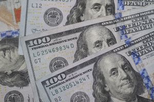 ¿Cambiarás dólares? Checa cómo amanece el peso este 22 de marzo