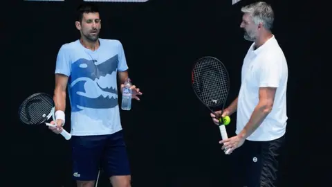 Novak Djokovic dice adiós a su entrenador, Goran Ivanisevic, tras 12 Grand Slams