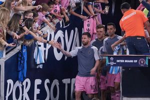 Katty Martínez consiguió el saludo de Messi en el Rayados vs Inter Miami
