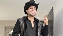 Espinoza Paz ofrece 25 mil pesos de recompensa para quien encuentre su celular