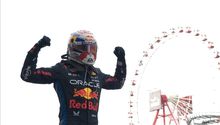 Checo Pérez termina segundo, detrás de Verstappen, y se sube al podio en el GP de Japón