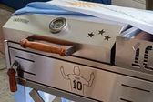 ¡La parrilla del capitán! Leo Messi mandó a hacer parrilla personalizada a emprendedor argentino