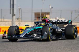 Lewis Hamilton, con buenas impresiones del W15 de Mercedes: "Hemos mejorado"