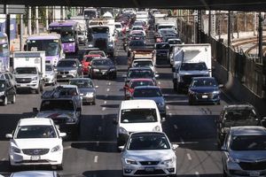 Hoy no circula: Te informamos que vehículos no circulan este viernes 1 de marzo 2024