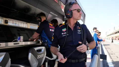 ¿Qué dicen los mensajes de Christian Horner filtrados a la prensa y cómo son las fotografías?