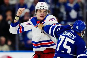 Matt Rempe protagoniza su cuarta pelea en la NHL en los últimos siete juegos