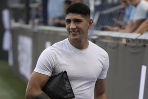 Alan Pulido intercambió playera con Lionel Messi tras el Sporting KC ante Inter Miami