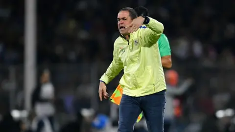 Jardine cuestionó decisiones de Fernando Guerrero en el Clásico Capitalino