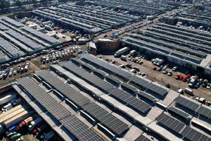 Martí Batres entregó la Planta Fotovoltaica en la Central de Abasto, la más grande del mundo, a la CFE