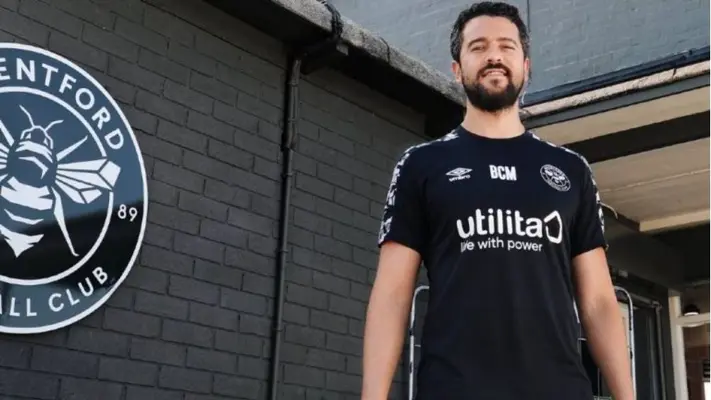 Bernardo Cueva, especialista mexicano del Brentford, despierta el interés del Chelsea