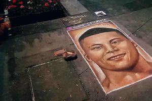 ¡Homenaje al campeón! Artista pinta a 'Pitbull' Cruz en las calles de la CDMX