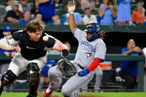 Alejandro Kirk: Una impulsada y anotada del mexicano en derrota de Blue Jays ante Orioles