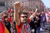 Aficionados de Inter de Milan 'callan' a seguidores del Atleti con himno de Real Madrid