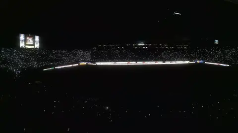 León vs Cruz Azul: Apagón en el Nou Camp retrasó el juego media hora