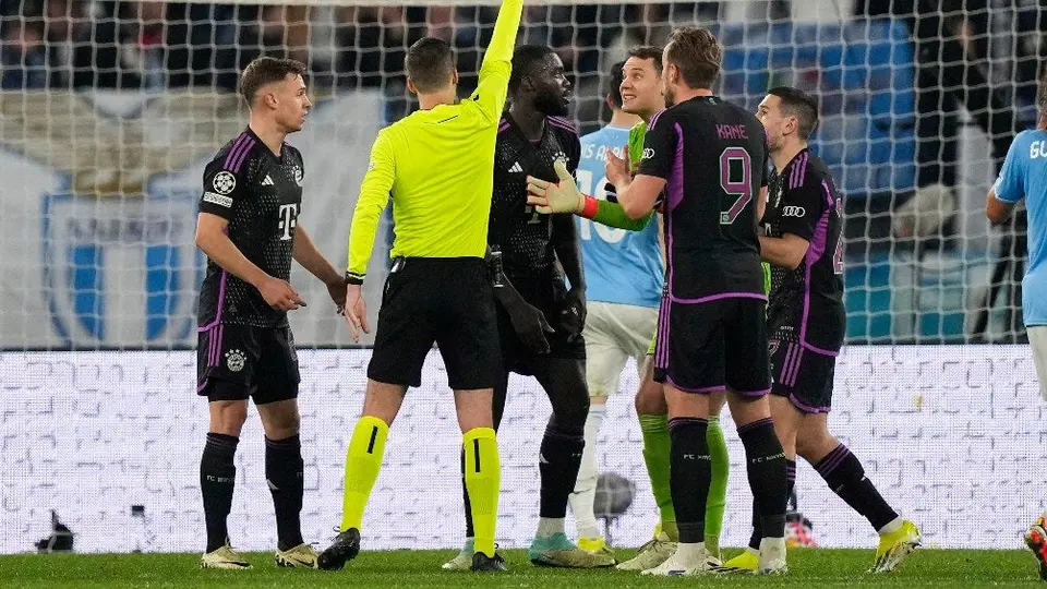 ¡En picada! Bayern Munich cae ante Lazio en la Ida de los Octavos de la Champions