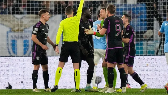 ¡En picada! Bayern Munich cae ante Lazio en la Ida de los Octavos de la Champions