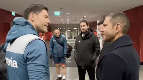 Jaime Lozano se reunió con Xabi Alonso durante su visita a Alemania