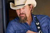 Muere Toby Keith, cantante de country, quien padecía cáncer de estómago