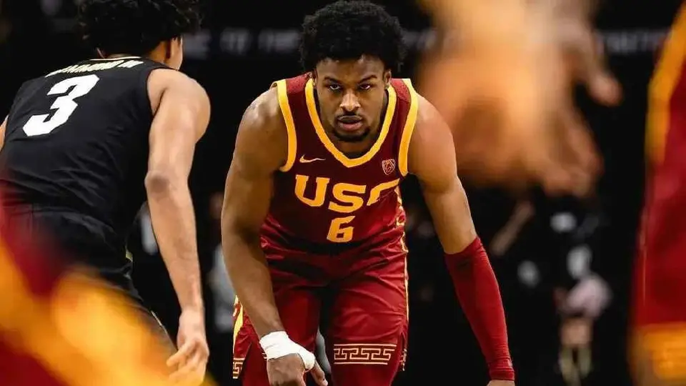 Bronny James evalúa entrar al Draft este 2024 y no esperar hasta el 2025