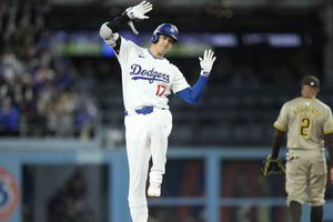 ¡Histórico! Shohei Ohtani iguala la marca de más HR por un beisbolista japonés