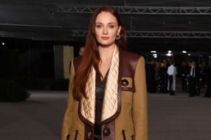 Sophie Turner se despide de México después de pasar por la Arena Coliseo