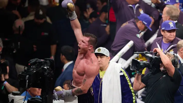 ¡Canelo para rato! Saúl Álvarez asegura que aún faltan "mínimo cinco años" para su retiro