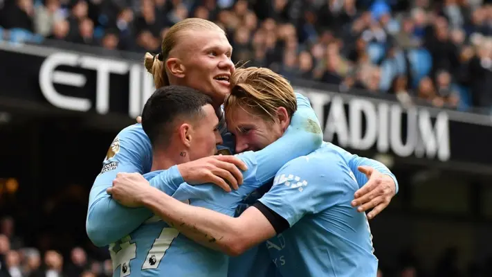 Haaland se reconcilia con el gol y tiene un doblete en triunfo del City ante Everton