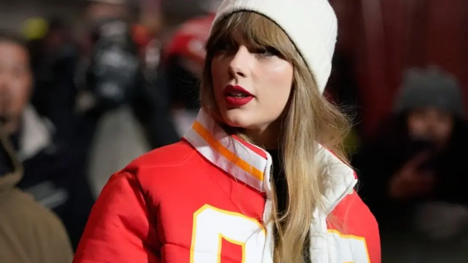 Taylor Swift recibe críticas por contaminación que generará su viaje al Super Bowl