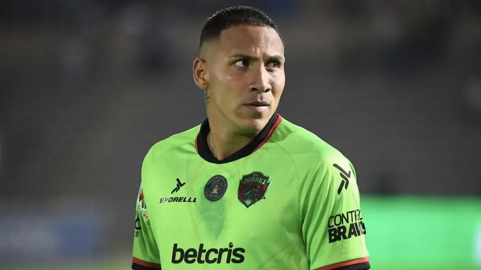 Realizan minuto de silencio y aplausos para Diego ‘Puma’ Chávez en el Atlas vs Pumas