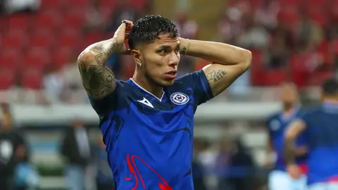 Juan Pablo Vigón revela mal gesto de Carlos Salcedo en el Tri: 'Ya cayó la cac...'