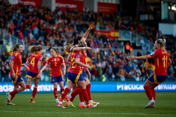 Documental revela insultos de Nacho Quereda a jugadoras de la Selección Española