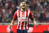 Alexis Vega niega que le haya pesado la playera de Chivas: “Hay mucha gente ignorante”