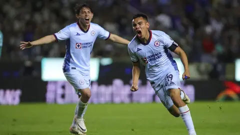 ¡Sufrimiento puro! Cruz Azul, con lo justo, venció a la Fiera y se queda con el liderato