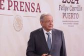 "Que me la deje", dice AMLO, sobre la pala que le llevaba la activista Ceci Flores