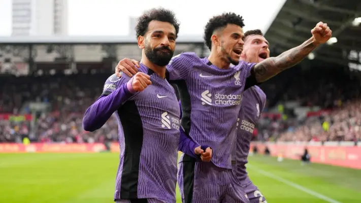 Salah regresa y anota en goleada 4-1 del Liverpool ante Brentford en la Liga Premier