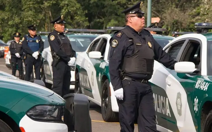 Policías son asaltados en Tlatelolco mientras se dirigían a un curso