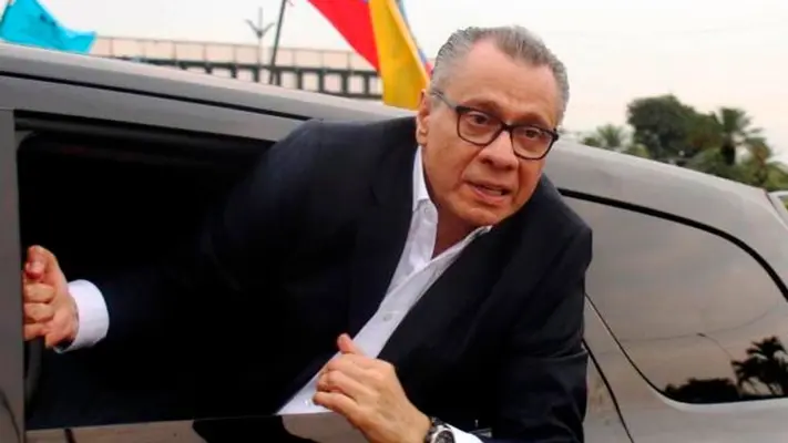 En medio del conflicto entre México y Ecuador, Jorge Glas es llevado al hospital
