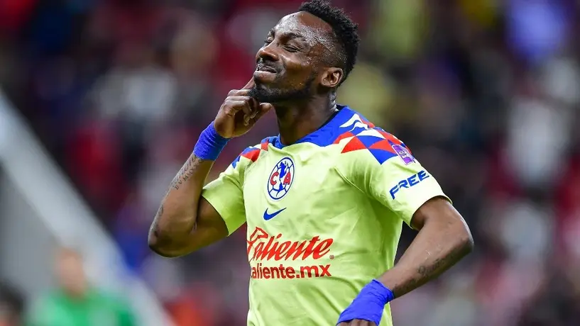 "Hijos": Julián Quiñones provoca a la afición de Chivas tras el Clásico Nacional