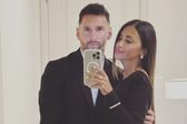 ¡Se roba las miradas! Antonella deslumbra elegancia en cena romántica con Messi