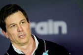 Toto Wolff pone calma a los rumores sobre la posible llegada de Verstappen a Mercedes en 2025