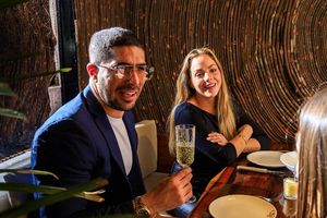 ¡Qué clase! Jair Pereira se convierte en modelo de vinos para Lamborghini Wine