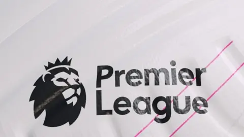 Premier League: Dos futbolistas fueron detenidos por supuesta violación